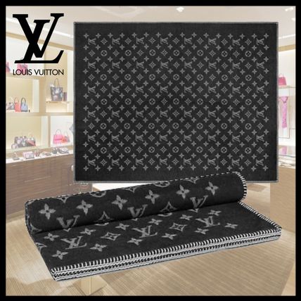 Louis Vuitton MONOGRAM 2020 21AW Monogram Eclipse Blanket M76032 