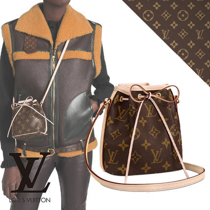 Louis Vuitton Casual Style Leather Crossbody Logo Shoulder Bags M41346 