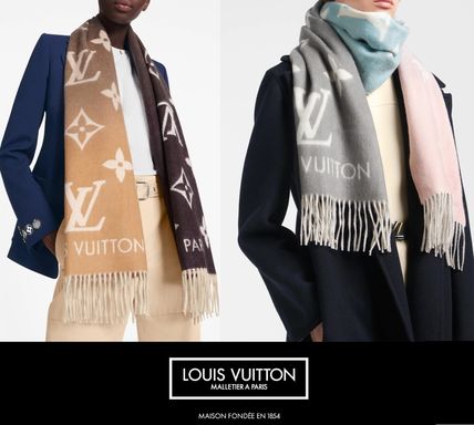 Louis Vuitton MONOGRAM Monogram Cashmere Bi color Fringes Knit  Fur Scarves 