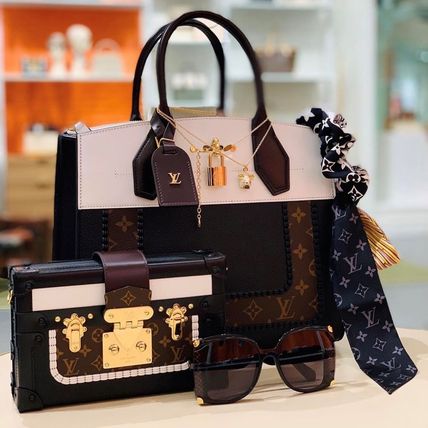 Louis Vuitton MONOGRAM 2020 SS Petite Malle M55436 