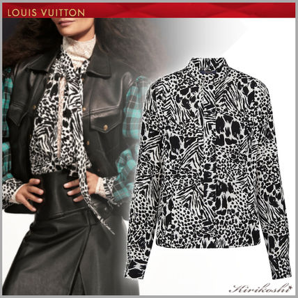 Louis Vuitton 2019 SS Short Silk Long Sleeves Other Animal Patterns Elegant Style 