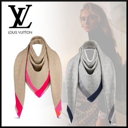 Louis Vuitton 2020 SS On The Edge Monogram Shawl M76371 M76372   