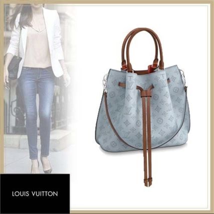 Louis Vuitton MAHINA Monogram 2WAY Leather Purses Elegant Style Logo Bucket Bags 
