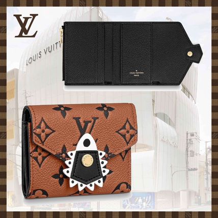 Louis Vuitton ZOE 2020 21AW Monogram Street Style Plain Leather Folding Wallet M69511 