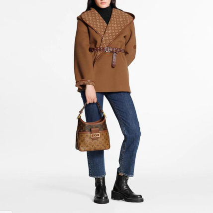 Louis Vuitton 2020 21AW Wrap Peacoat In Wool And Silk With Monogram Detail 1A8260 
