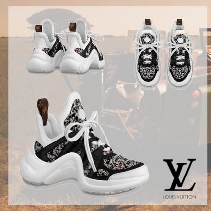 Louis Vuitton Low Top Sneakers 1A5SRQ 