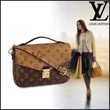 Louis Vuitton Monogram Casual Style Elegant Style Logo Shoulder Bags M44876 