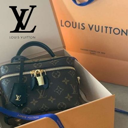 Louis Vuitton MONOGRAM 2020 SS Monogram Shoulder Bags M45165 