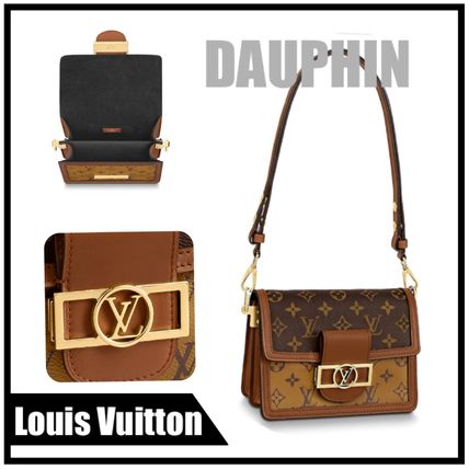 Louis Vuitton MONOGRAM 2020 SS Street Style Plain Leather Shoulder Bags 