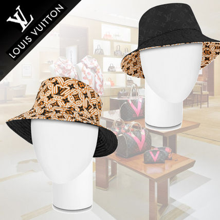 Louis Vuitton Street Style Bucket Hats Keychains  Bag Charms 