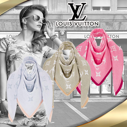 Louis Vuitton So Sweet Monogram Shawl M73678 