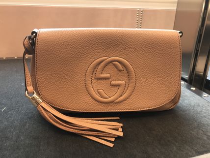 GUCCI Soho 2018 19AW Casual Style Chain Leather Elegant Style Crossbody Logo 