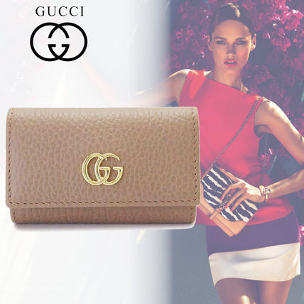 GUCCI GG Marmont Unisex Plain Leather KeychainsBag Charms