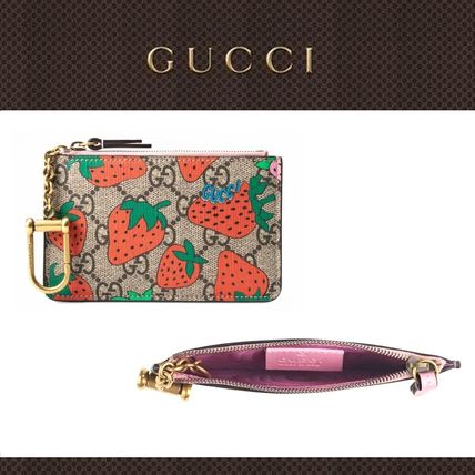 GUCCI GG Supreme Monogram Leather Logo KeychainsBag Charms 