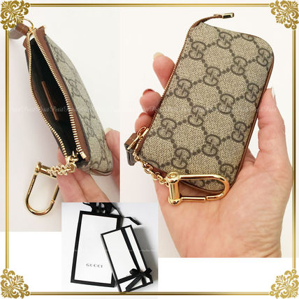 GUCCI GG Supreme Small Wallet Coin Cases 