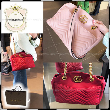 GUCCI Leather Elegant Style Handbags 