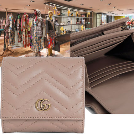 GUCCI GG Marmont 2020 SS Plain Leather Folding Wallet Logo Folding Wallets 598629DTD1T5729 