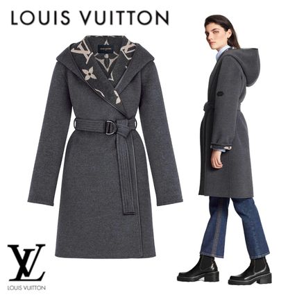 Louis Vuitton Hooded Wrap Coat With Belt 1A82GO 