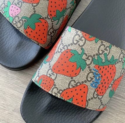 GUCCI GG Supreme Gg Gucci Strawberry Slide Sandal 408508 G2200 8919 
