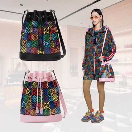 GUCCI 2020 Cruise Star Unisex Leather Purses Crossbody Logo Bucket Bags 598149 HPUBN 1058 