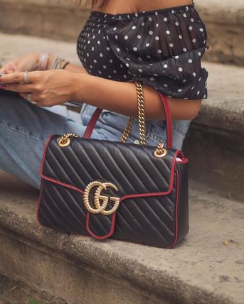 GUCCI GG Marmont 2019 20AW Casual Style Plain Leather Elegant Style Logo Shoulder Bags 