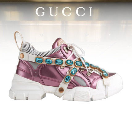 GUCCI Rubber Sole Logo Low Top Sneakers