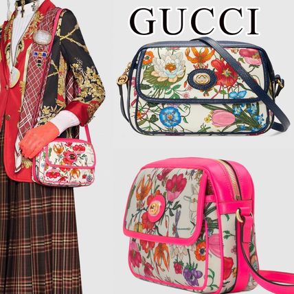 GUCCI Elegant Style Crossbody Logo Shoulder Bags 