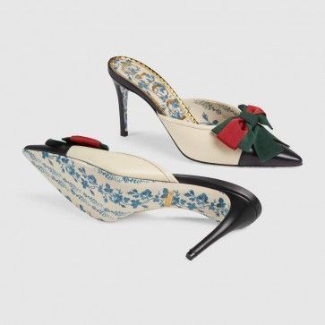 GUCCI Leather Elegant Style Sandals 