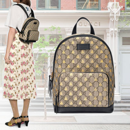 GUCCI GG Supreme Gg Supreme Bees Backpack 427042 9N0AG 8319 