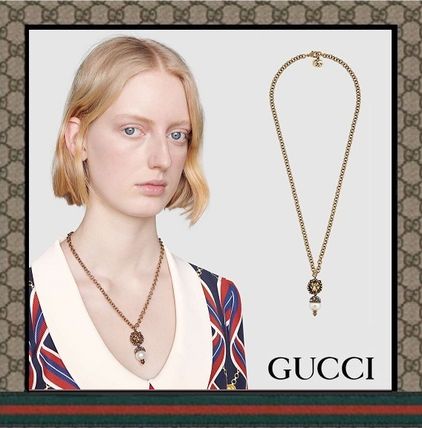 GUCCI Lion Head Necklace With Pearl