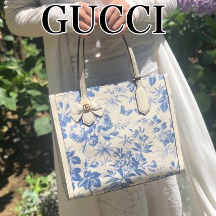GUCCI Flower Patterns Elegant Style Handbags 