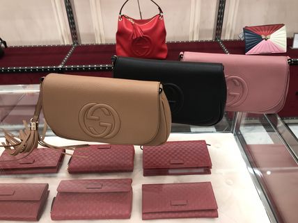 GUCCI Soho Casual Style Tassel Chain Plain Leather Crossbody Logo 