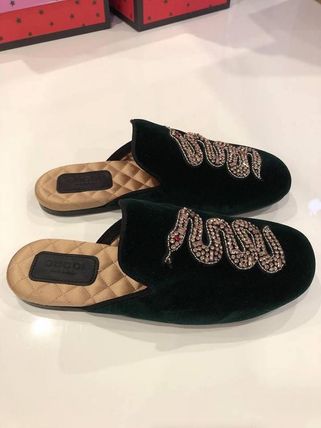 GUCCI Elegant Style Sandals 