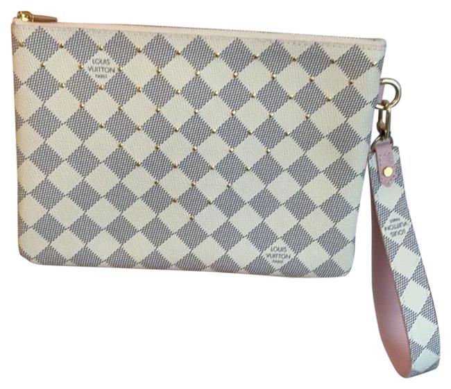 Louis Vuitton Newest Pouch Leather Clutch