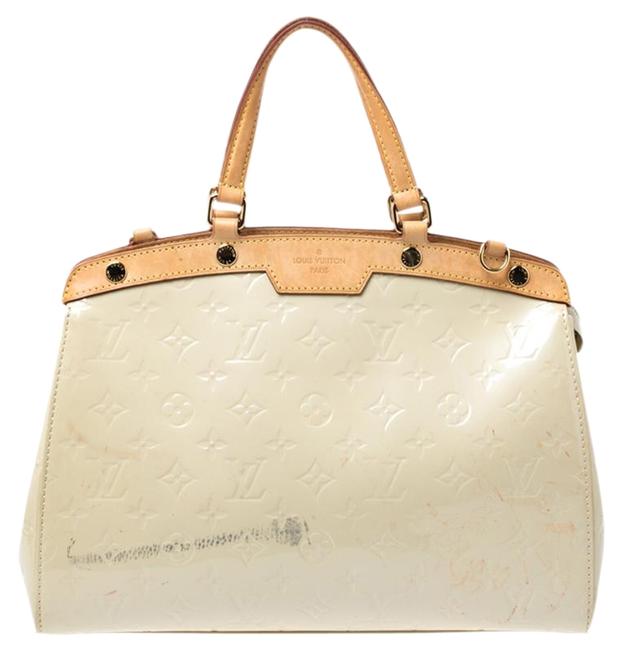 Louis Vuitton Brea Perle Monogram Vernis Mm White Patent Leather Tote