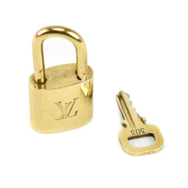 Louis Vuitton GoldBrass Metal "Lv" Logo Padlock Key Set #303 Ny