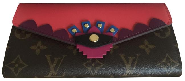 Louis Vuitton Limited Edition Sarah Totem Wallet
