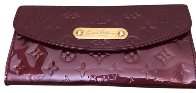 Louis Vuitton Monogram Vernis Burgundy Clutch