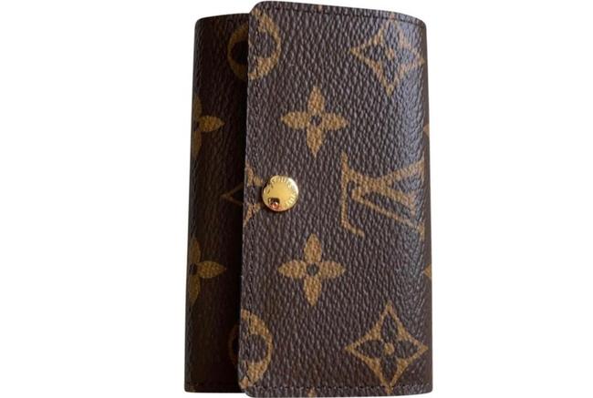 Louis Vuitton 6 Key Holder In Monogram Wallet