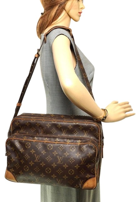 Louis Vuitton Nile Gm Coated #6243l22 Brown Cross Body Bag
