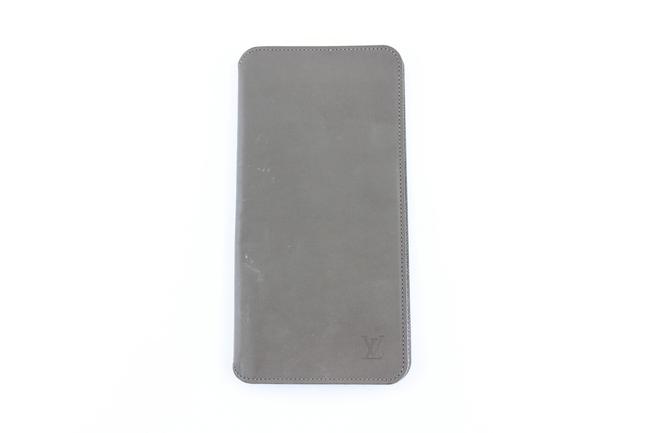 Louis Vuitton Gray Leather Checkbook Wallet