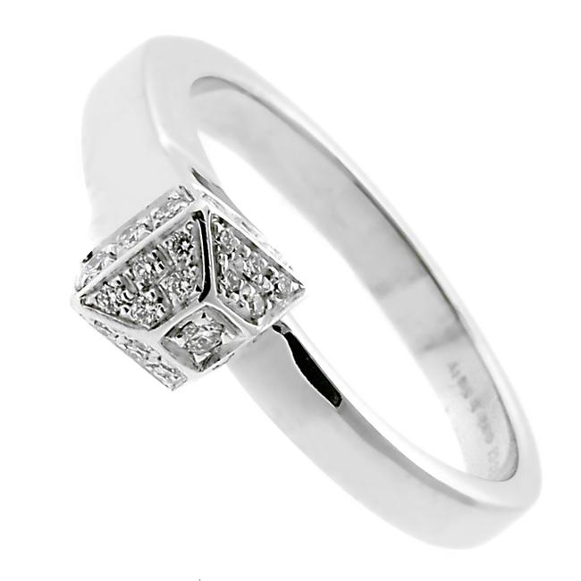 Gucci White Chiodo Diamond Gold Opulent Ring