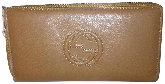 Gucci Tan Zip Wallet