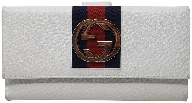 Gucci White Grained Leather Gold tone Gg Logo Continental Wallet
