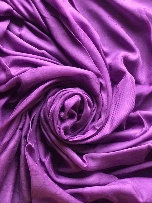 Gucci Violet 55%modal 45%cotton 140x140cm Scarf Wrap 