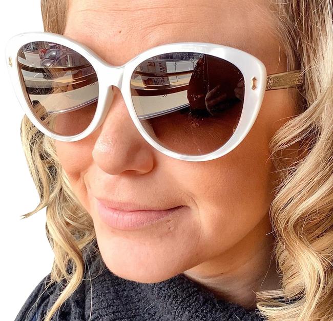 Gucci White and Gold Gg3839 F Su29j6 Sunglasses 