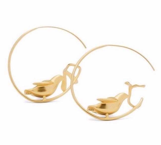 Tory Burch Nwot Dove Earrings 