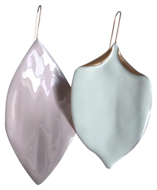 Tory Burch Nwt Mismatched Leaf Earrings 