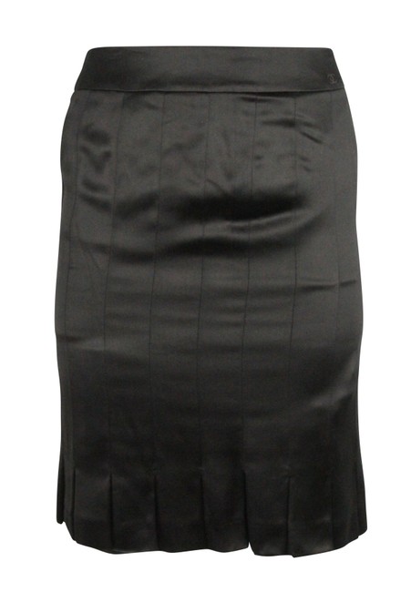 Chanel Black Pleated Pencil SkirtS 27 