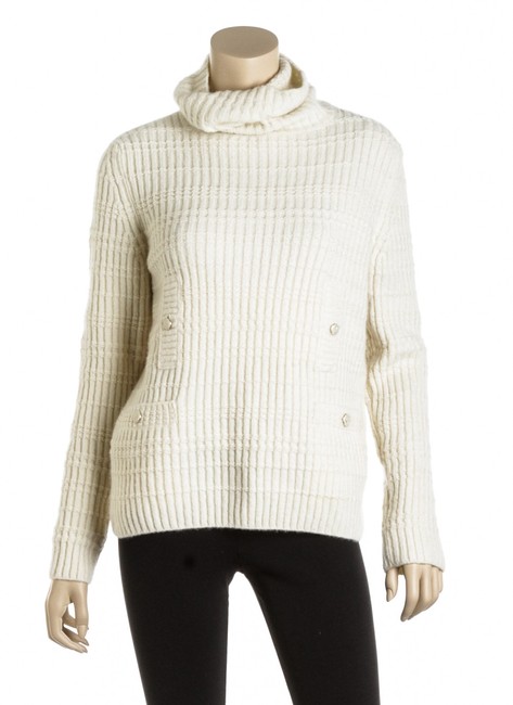 Chanel Cashmere Long Sleeve Turtleneck 489753 Cream Sweater 